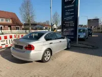 Gebraucht BMW 318 129 PS (94 kW) 2006 Silber Limousine