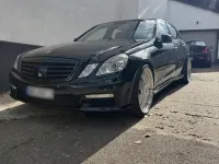 Gebraucht Mercedes E500 388 PS (285 kW) 2010 Schwarz Limousine