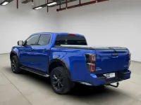 Gebraucht Isuzu D-Max 163 PS (119 kW) 2024 Blau Limousine