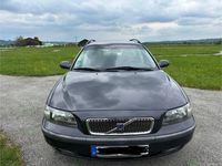 Second-hand Volvo V70 200 CP (147 kW) 2002 Gri Break