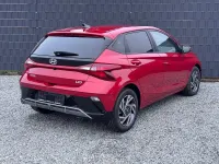 Neu Hyundai i20 90 PS (66 kW) 2026 Dragon red Kleinwagen