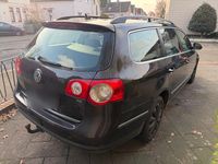 Gebraucht VW Passat 105 PS (77 kW) 2006 Braun Kombi