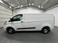 Gebraucht Ford 300 105 PS (77 kW) 2022 Frostweiss Van