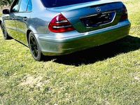Second-hand Mercedes E200 122 CP (89 kW) 2006 Gri Berlinǎ