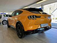 Gebraucht Ford Mustang Mach-E Premium 258 kW (351 PS) 2023 Cyber orange 3c SUV
