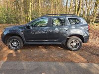 Gebraucht Dacia Duster Comfort 114 PS (83 kW) 2018 Grau SUV