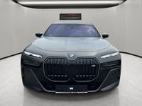Gebraucht BMW M760e 381 PS (280 kW) 2025 Frozen deep grey metallic Limousine