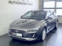 Gebraucht Hyundai i30 Premium 140 PS (102 kW) 2017 Schwarz Limousine
