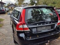 Gebraucht Volvo V70 Summum 181 PS (133 kW) 2015 Schwarz Kombi