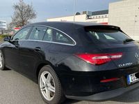 gebraucht Mercedes CLA200 Shooting Brake d 8G-DCT Progressive