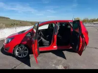 Gebraucht Opel Meriva Design Edition 140 PS (102 kW) 2012 Rot Van / Kleinbus