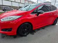 Gebraucht Ford Fiesta Sport 140 PS (102 kW) 2014 Rot Kleinwagen