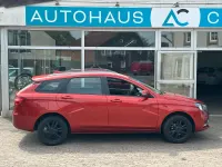 Gebraucht Lada Vesta 102 PS (75 kW) 2020 Rot Kombi