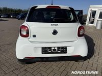 Gebraucht Smart ForFour Electric Drive 60 kW (82 PS) 2018 Weiß Limousine