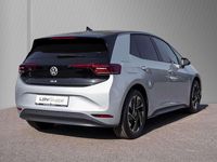 Gebraucht VW ID.3 Pro 169 kW (231 PS) 2025 Scale silver metallic Kleinwagen