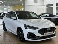 Gebraucht Ford Focus ST 280 PS (205 kW) 2025 Frostweiã Limousine