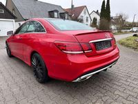 Gebraucht Mercedes E200 Sport Edition 184 PS (135 kW) 2015 Rot Coupé