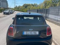 Usado Mini ONE 75 CV (55 kW) 2018 Negro Utilitario