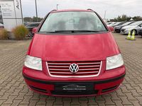 Gebraucht VW Sharan Trendline 116 PS (85 kW) 2009 Rot Van / Kleinbus