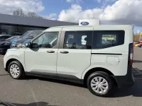 Neu Ford Tourneo Courier Trend 125 PS (91 kW) 2026 Grau Van / Kleinbus