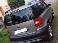 Gebraucht Skoda Yeti Plus Edition 122 PS (89 kW) 2011 Beige SUV