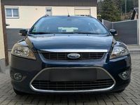 Gebraucht Ford Focus Titanium 116 PS (85 kW) 2010 Blau Kombi