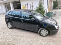 Gebraucht VW Polo 64 PS (47 kW) 2003 Schwarz Kleinwagen
