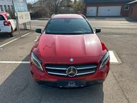 Gebraucht Mercedes GLA220 170 PS (125 kW) 2014 Rot SUV