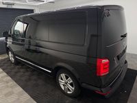 Second-hand VW Multivan 204 CP (150 kW) 2016 Negru Monovolum