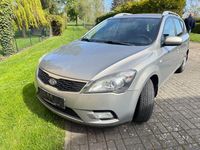Second-hand Kia Ceed 116 CP (85 kW) 2012 Auriu Hatchback