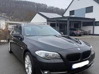 Gebraucht BMW 525 218 PS (160 kW) 2012 Schwarz Kombi