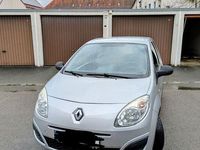 Gebraucht Renault Twingo Authentique 58 PS (42 kW) 2009 Silber Kleinwagen