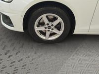 Gebraucht Audi A4 Ambiente 150 PS (110 kW) 2023 Weiß Kombi