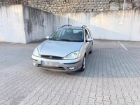 Gebraucht Ford Focus 105 PS (77 kW) 2002 Grau Kombi