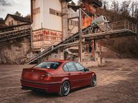 Gebraucht BMW 323 M Sport 171 PS (125 kW) 2000 Rot Limousine