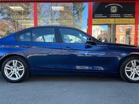 Gebraucht BMW 330e Advantage 184 PS (135 kW) 2017 Blau Limousine
