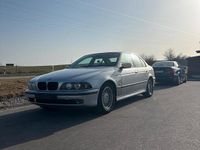 Gebraucht BMW 523 170 PS (125 kW) 1999 Silber Limousine