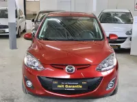 Gebraucht Mazda 2 Inclusive 95 PS (69 kW) 2013 Rot Kleinwagen