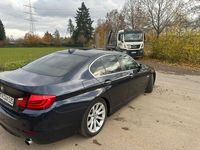 Gebraucht BMW 535 Basis 306 PS (225 kW) 2010 Blau Limousine