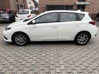 Gebraucht Toyota Auris Comfort 116 PS (85 kW) 2015 Weiß Limousine