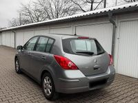 Gebraucht Nissan Tiida 110 PS (80 kW) 2008 Silber Limousine