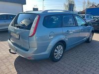 Gebraucht Ford Focus Style 125 PS (91 kW) 2010 Blau Limousine