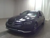 Gebraucht Mercedes E300 Avantgarde 306 PS (225 kW) 2022 Schwarz Limousine