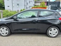 Gebraucht Ford Fiesta 70 PS (51 kW) 2018 Schwarz Kleinwagen