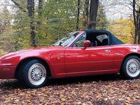 Second-hand Mazda MX5 150 CP (110 kW) 1991 Roșu Cabrio