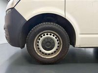 Gebraucht VW Transporter 150 PS (110 kW) 2021 Weiß Van