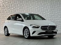 Gebraucht Mercedes B220 190 PS (139 kW) 2019 Weiß Van / Kleinbus