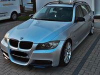 Gebraucht BMW 330 245 PS (180 kW) 2007 Silber Kombi
