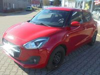 Gebraucht Suzuki Swift Comfort 83 PS (61 kW) 2021 Rot Kleinwagen