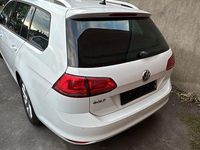 Gebraucht VW Golf VII 114 PS (83 kW) 2015 Weiß Kombi